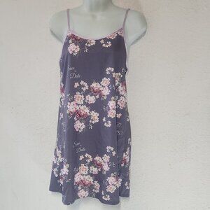 Save The Date slip dress w/adjustable straps in size small